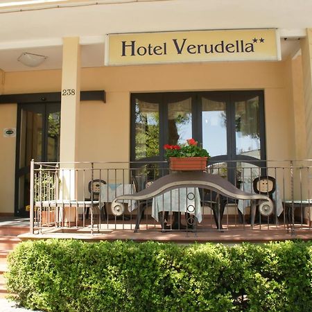 Hotel Verudella Rimini Exterior photo
