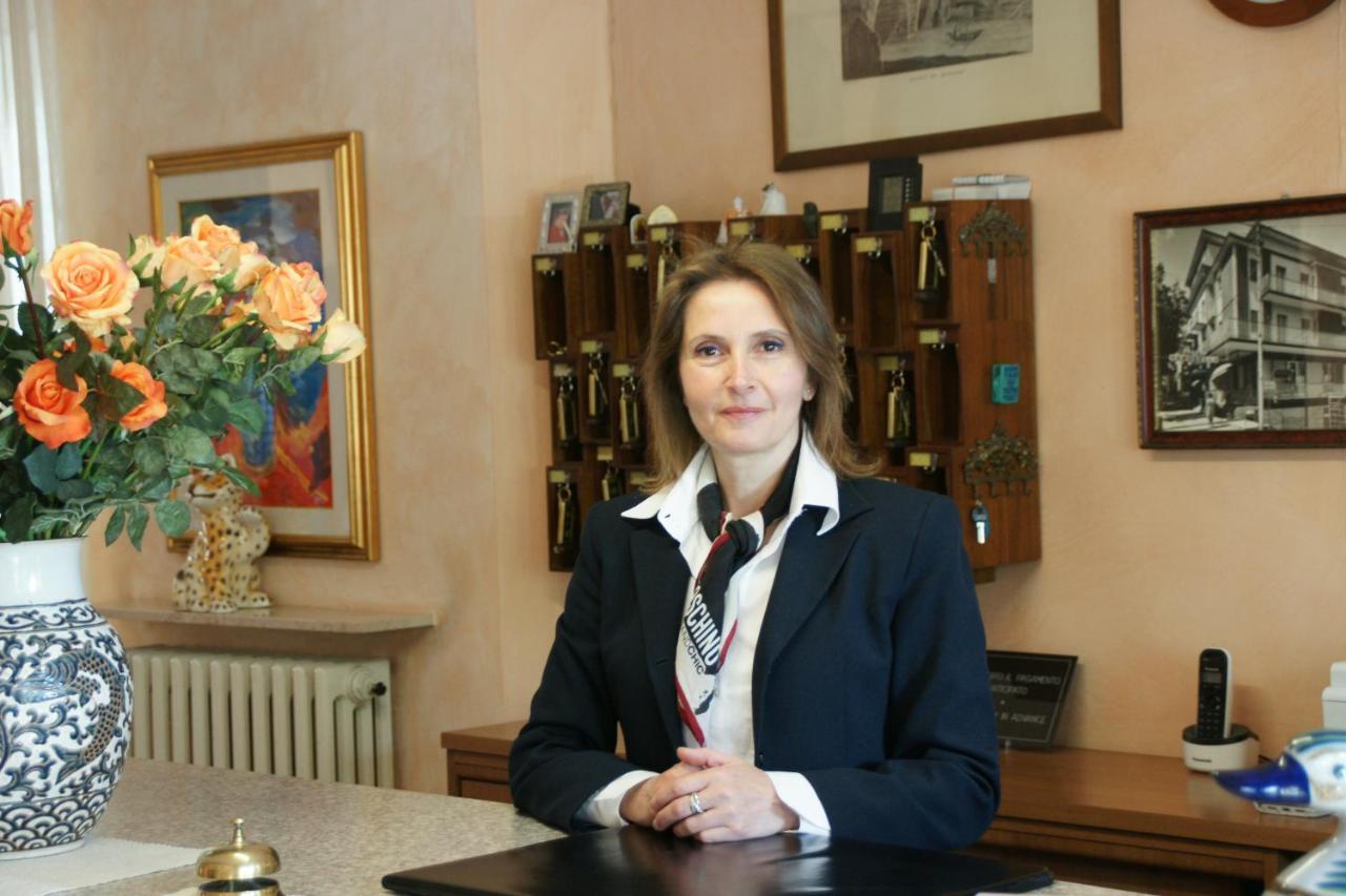 Hotel Verudella Rimini Exterior photo